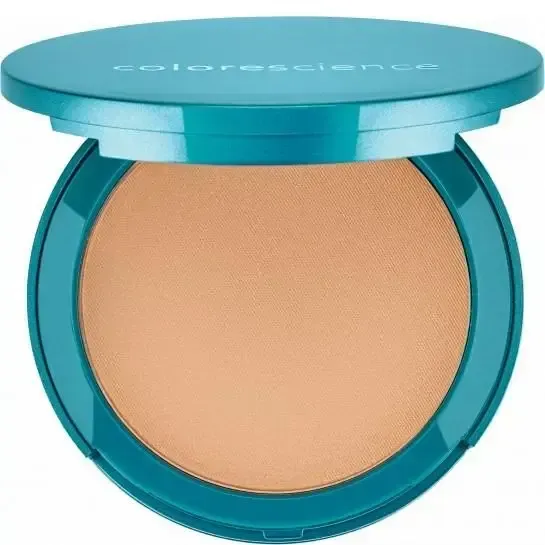 Colorescience: Natural Finish Pressed Foundation SPF20 - Image 3